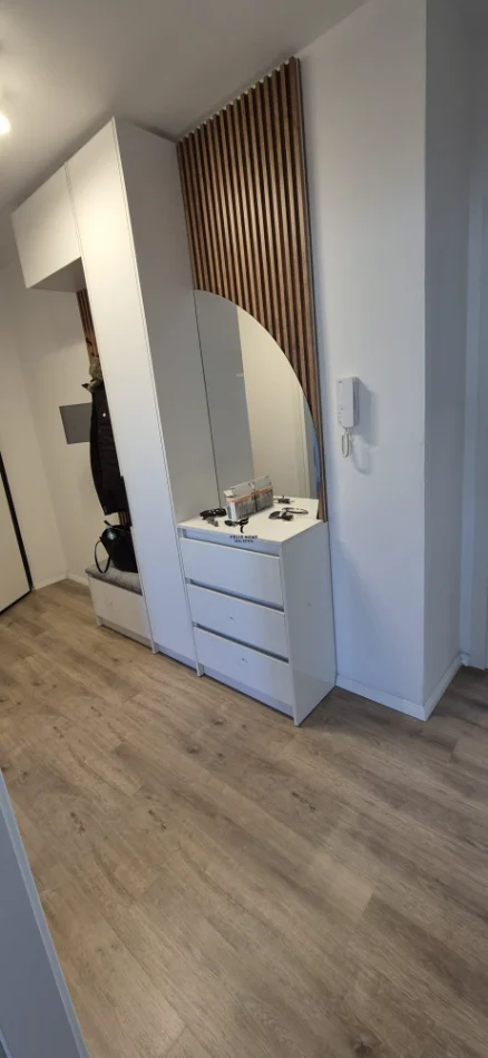 Tirano, affitto appartamento 2+1 Piano 6, 75 m² 600 € (UNIVERS CITY)