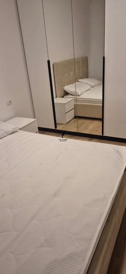 Tirano, affitto appartamento 2+1 Piano 6, 75 m² 600 € (UNIVERS CITY)