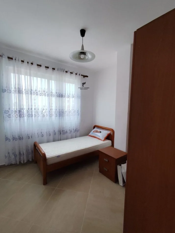 Tirane, affitto appartamento 2+1 Piano 4, 96 m² 450 € (Yzberisht)