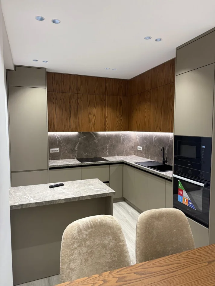Tirana, Apartment for Rent 1+1, 4th Floor, 75 m², €700 (Dritan Hoxha Street)