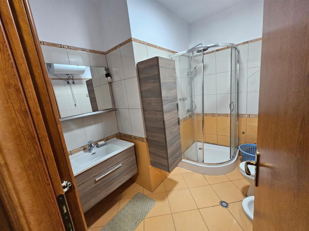 APARTMENT FOR RENT 3+1 LAPRAKE 70,000 LEKE