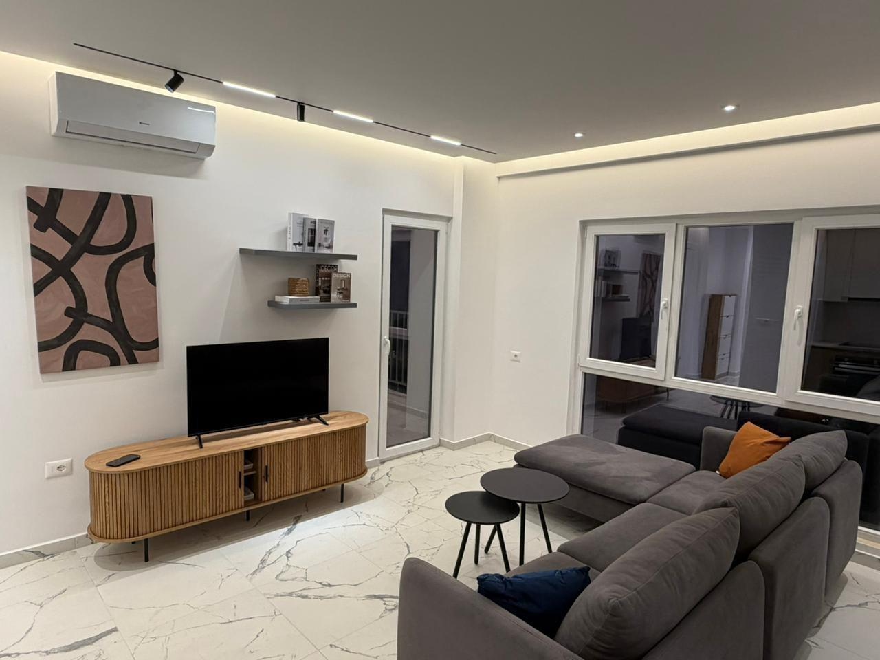 Appartamento con affitto 1+1 Zogu i Zi 73.000 LEKE
