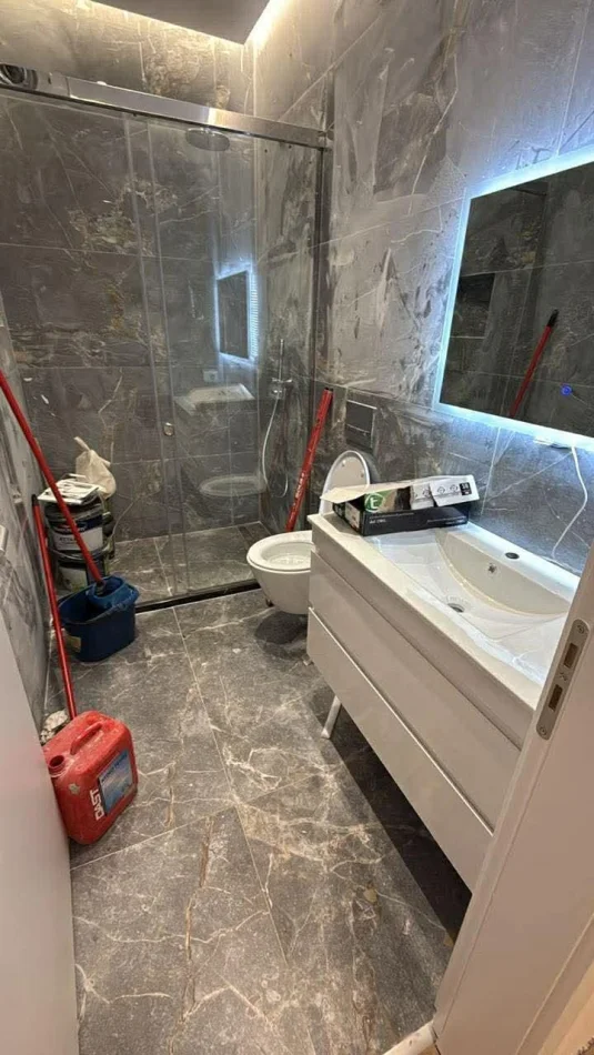 Tirane, apartment 1+1 for rent, 5th Floor, 70 m², €650 (Sheshi Karl Topia)
