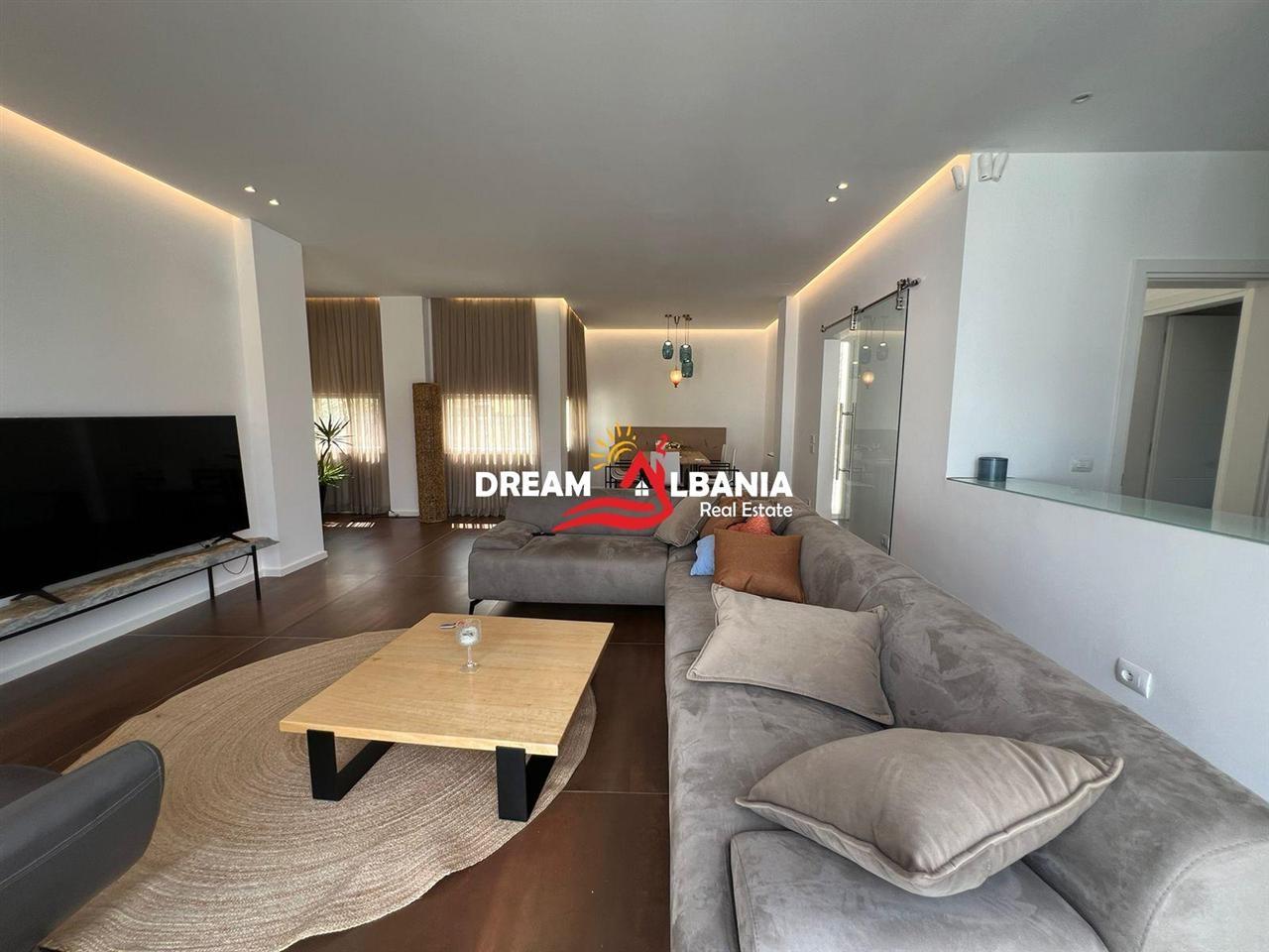 Jepet me qera villa 3 kateshe pranë Teg (ID 4251327)