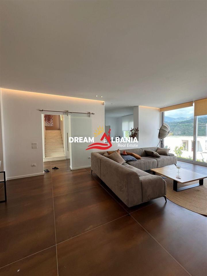 Jepet me qera villa 3 kateshe pranë Teg (ID 4251327)