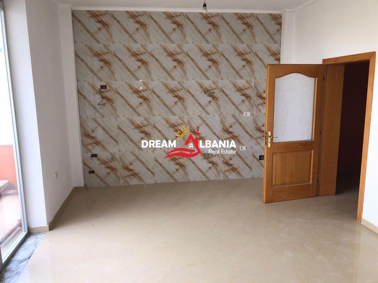 OKAZION!!! Villa di 4 piani vicino alle Ville Tedesche (4151139)