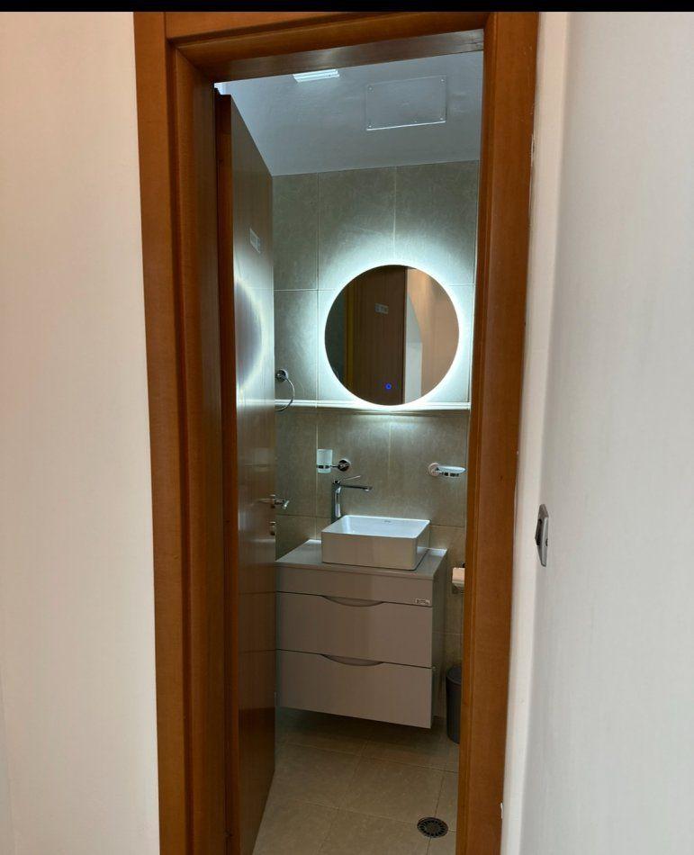 Commercial Space for Rent 100 m2 Block 1,000 Euro