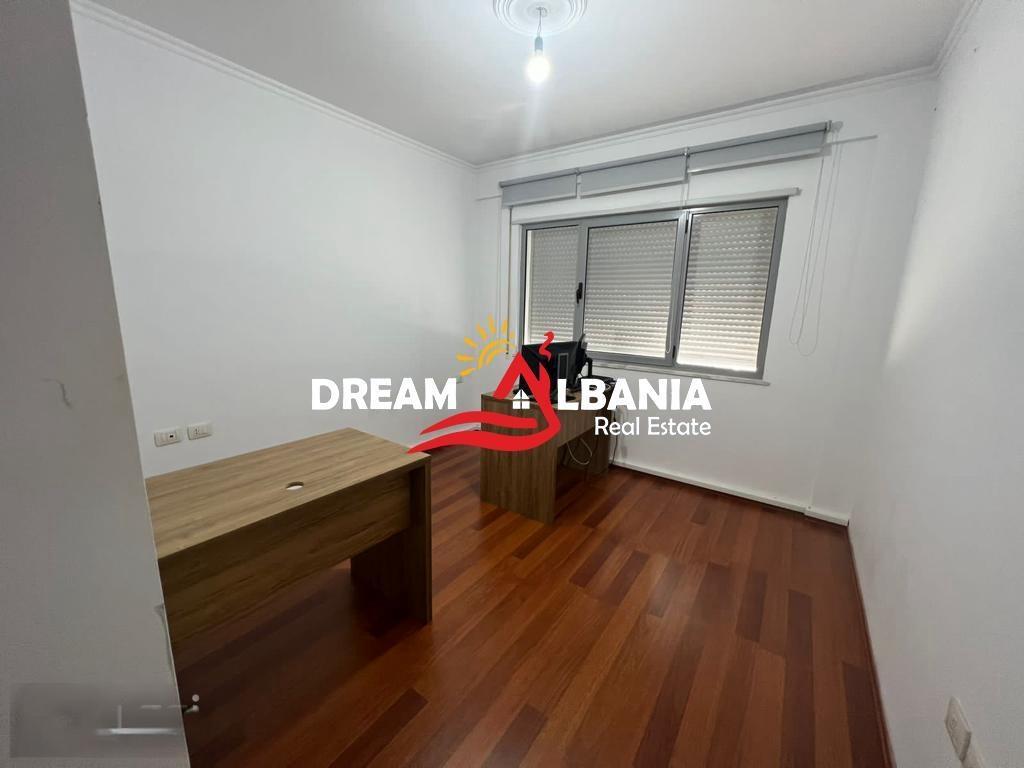 Ufficio in affitto nella Zona 5 Maji (ID 42611211)