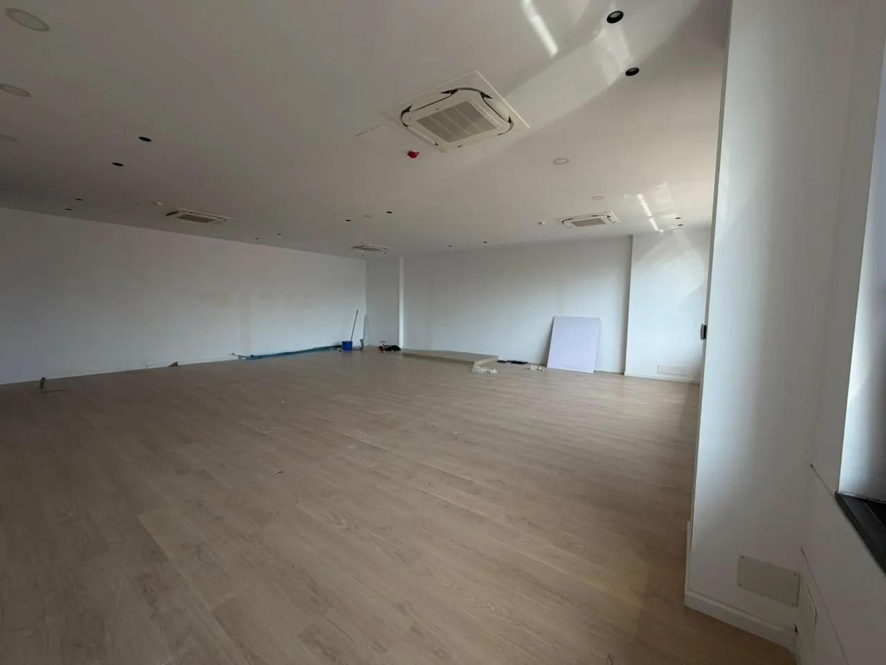 🏢 Zyrë me Qira te Kompleksi Delijorgji – Tiranë