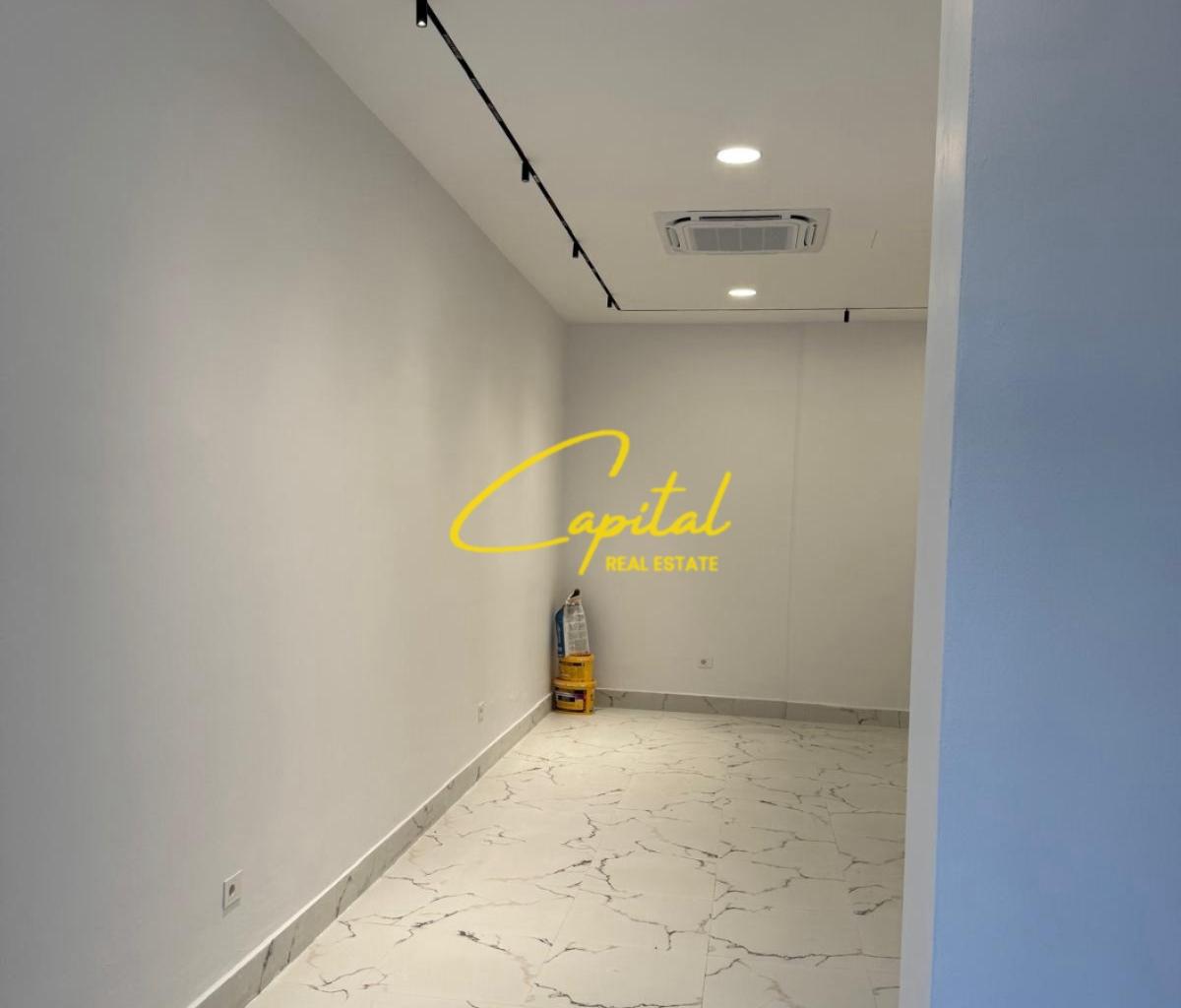 VENDESHKU I PËRSHTATSHËM PËR BIZNES 38 M² QENDRA 190.000 EURO