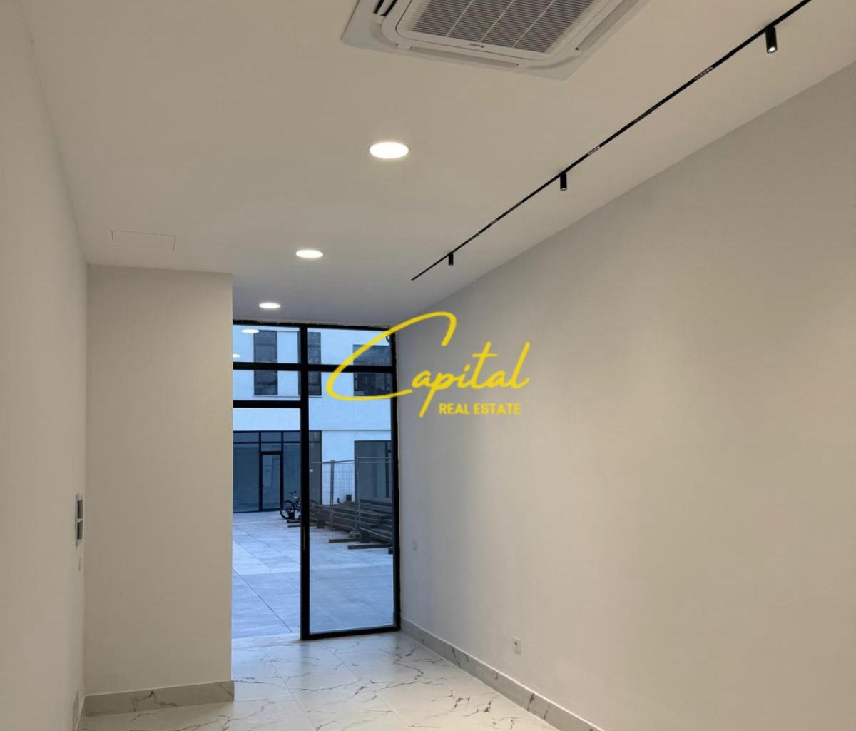 VENDESHKU I PËRSHTATSHËM PËR BIZNES 38 M² QENDRA 190.000 EURO