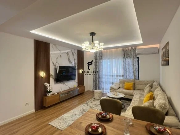Tirane, Apartment for Sale 2+1, 7th Floor, 116 m², €265,000 (RRUGA E KAVAJES)