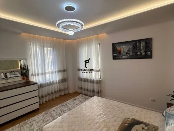Tirane, Apartment for Sale 2+1, 7th Floor, 116 m², €265,000 (RRUGA E KAVAJES)