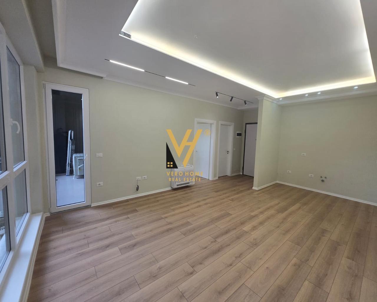 OFFICE FOR RENT 67 M2 IN PARISIT MUNICIPALITY FOR 600 EURO