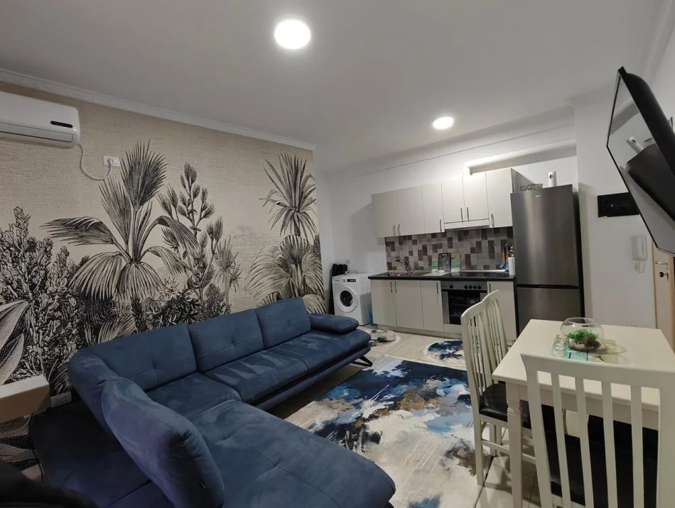 Durres, vendesi appartamento 1+1 con balcone al primo piano, 52 m², 108.000 € (GJIRI LALEZIT)