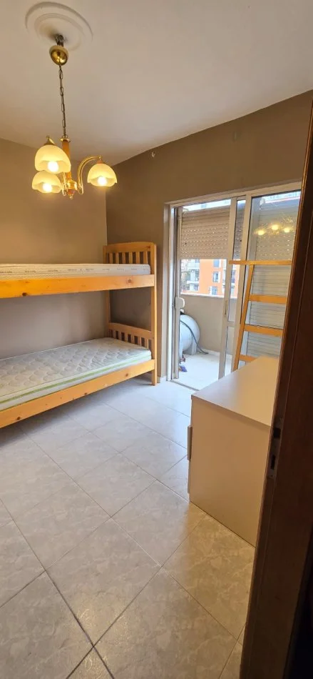 Tirana, 3+1 Apartment for Sale, 4th Floor, 75 m², €177,000 (MINE PEZA)