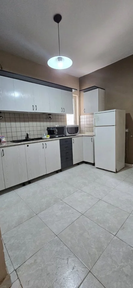 Tirana, 3+1 Apartment for Sale, 4th Floor, 75 m², €177,000 (MINE PEZA)
