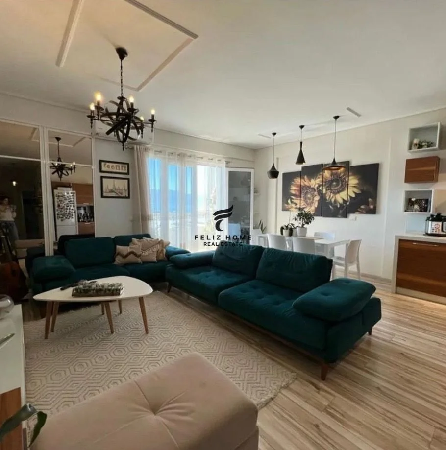 Vlorë, appartamento in vendita 3+1+Balcone Piano 4, 148 m² 310.000 € (VLORE)