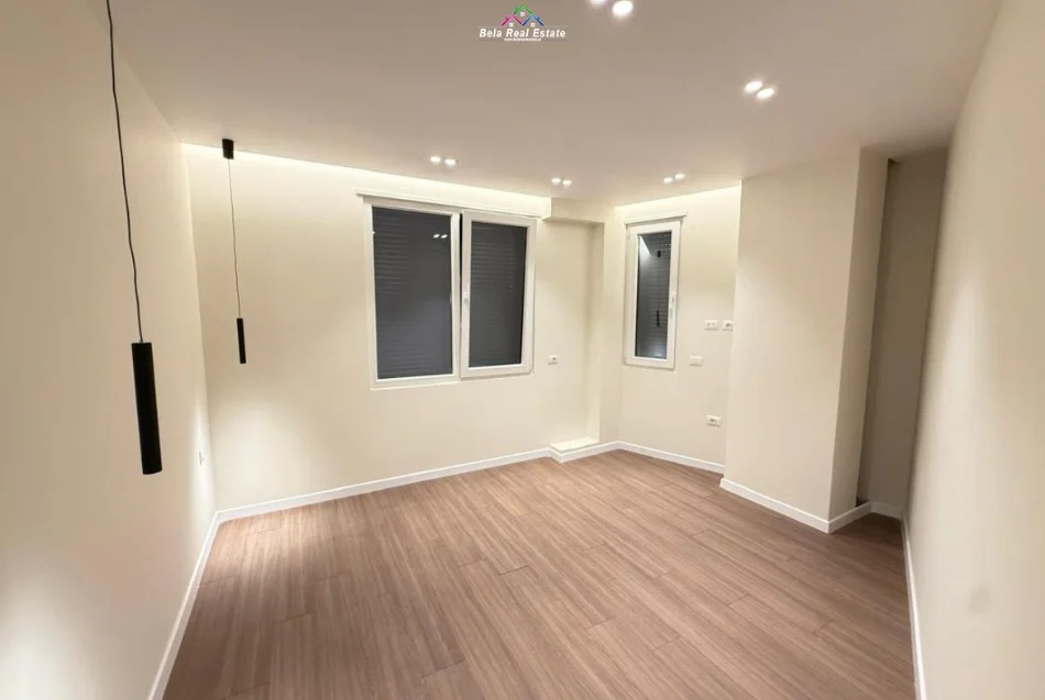 Tirane, appartamento 2+1 Piano 5, 79 m² 196.000 € (distretto Shkozes)