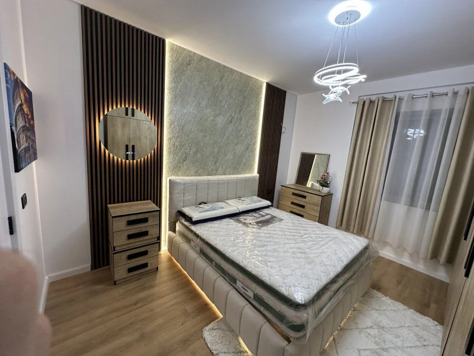 Tirane, appartamento in vendita 2+1+Balcone Piano 9, 96 m² 157.000 € (ASTIR)