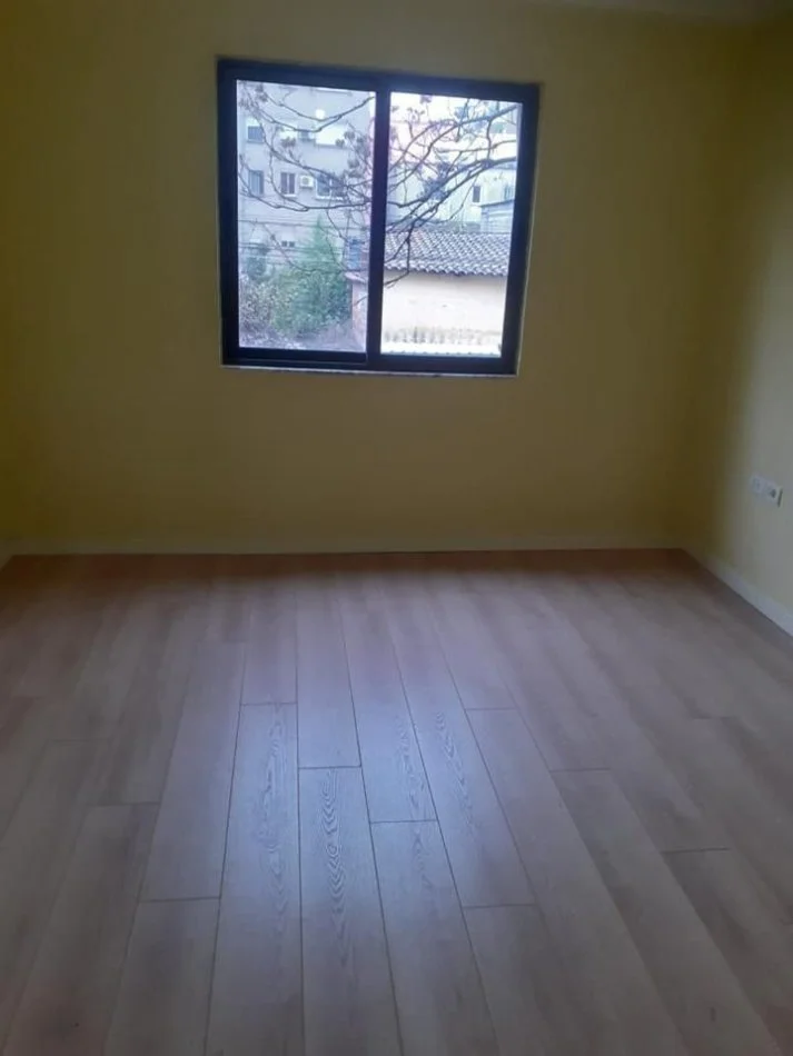 Tirane, vendesi appartamento 1+1+Balcone Piano 2, 53 m² 95.000 € (ALLIAS)