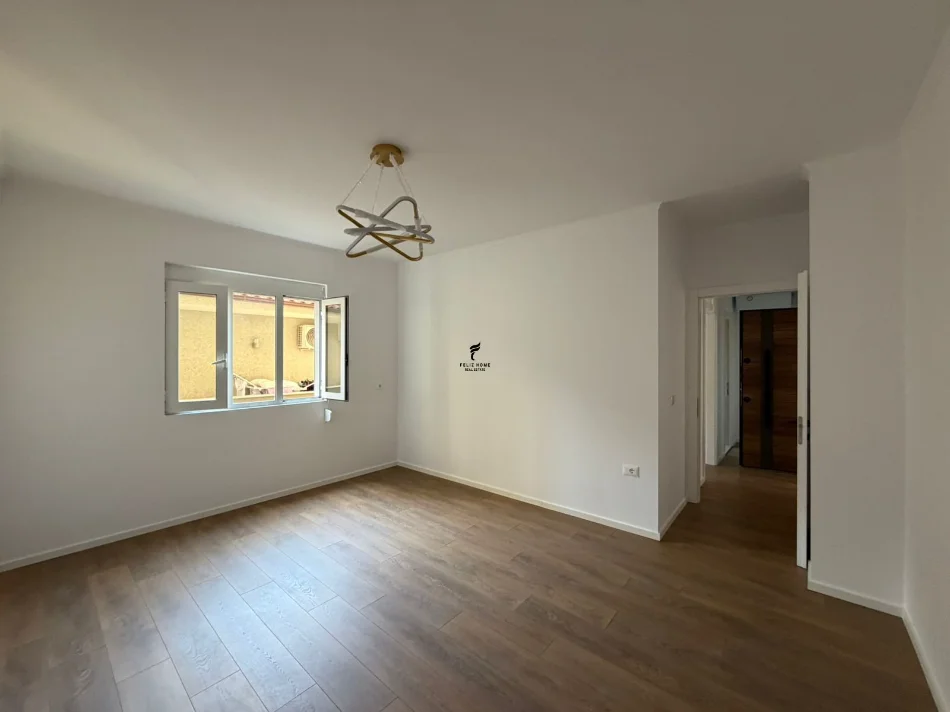 Tirane, vendesi appartamento 1+1 Piano 3, 47 m² 108.000 € (LAPRAKE)