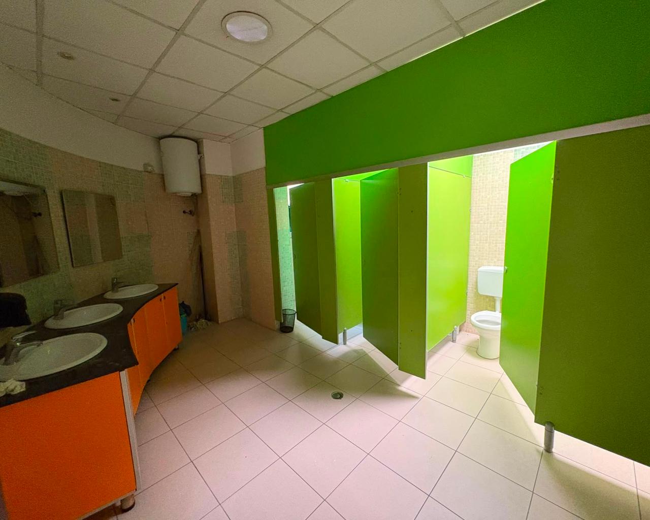 Commercial Space for Rent, Blloku