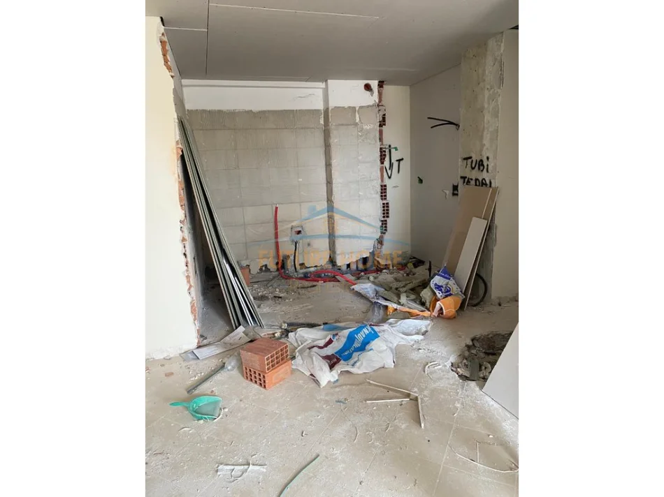 Tirane, Apartment for Sale 2+1, 9th Floor, 96 m², €160,000 (New Ring Road near Bar "Bohem")