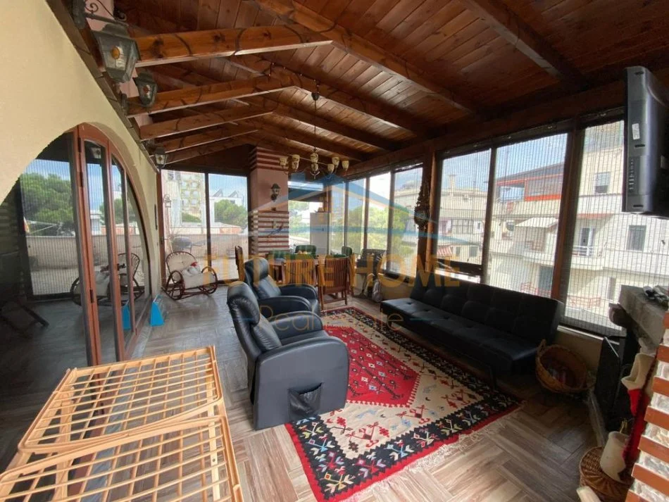 Durres, vendesi appartamento 2+1 Piano 5, 95 m² 186.000 € (Golem presso Complesso Alb Adriatik)