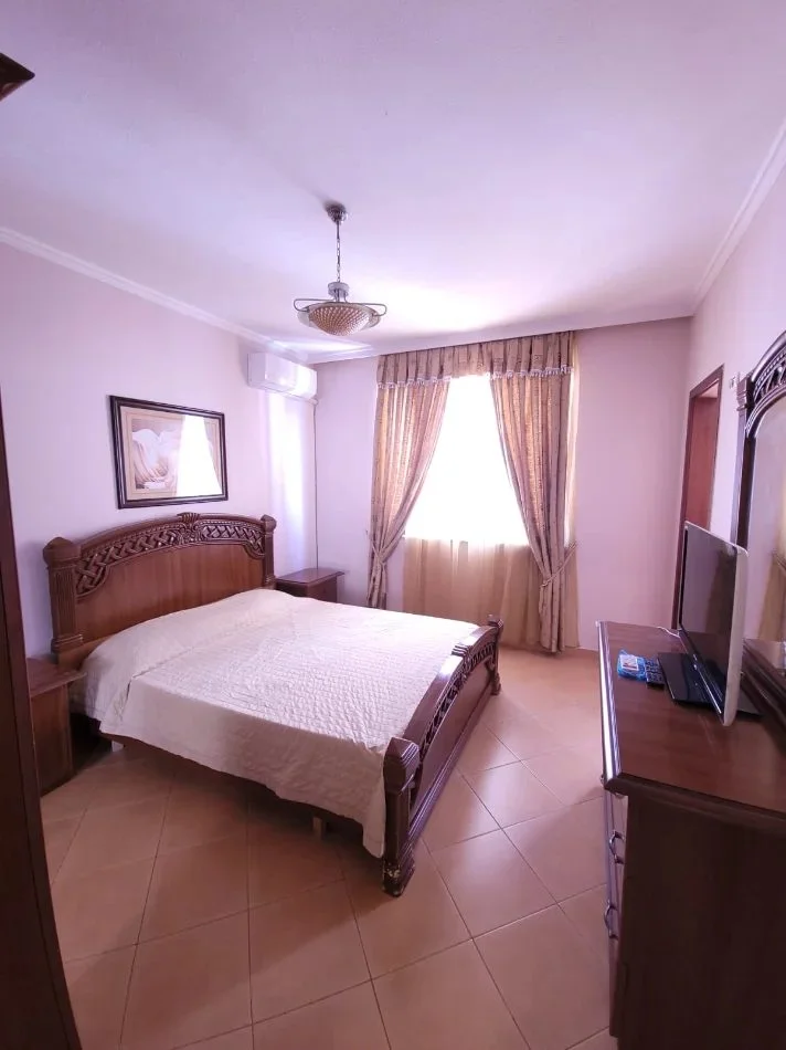 Tirana, 2+1 Apartment for Rent, 8th Floor, 125 m², €750 (Bulevardi Gjergj Fishta)
