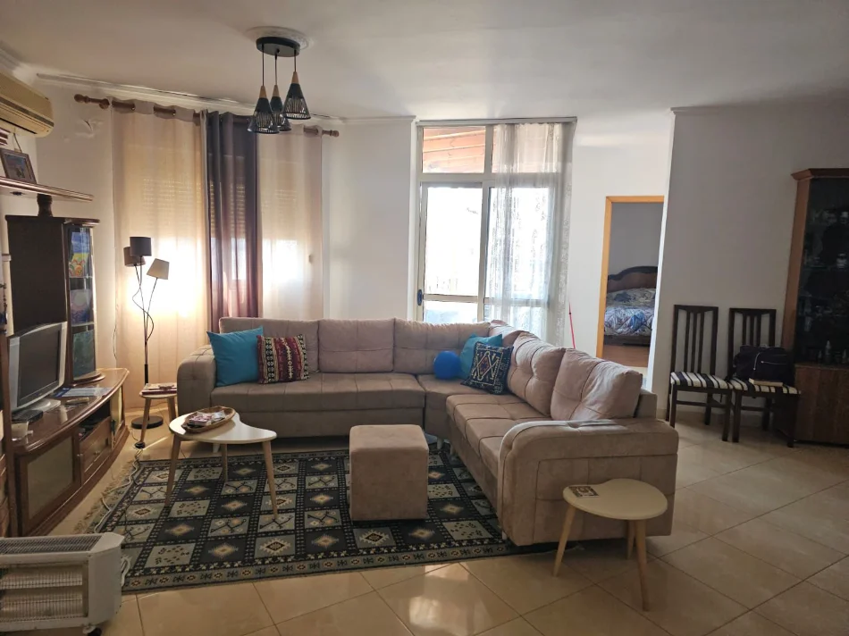 Tirane, For Rent 2+1 Apartment with Balcony, 9th Floor, 111 m², 650 € (Rruga e Barrikadave)