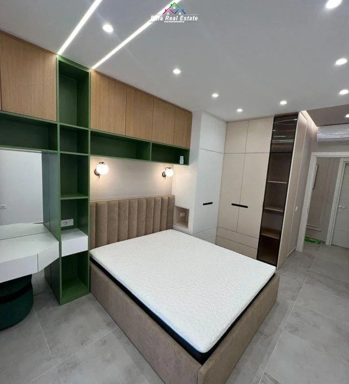 Tirane, affitto appartamento 2+1 Piano 3, 85 m² 830 € (Via Dritan Hoxha)