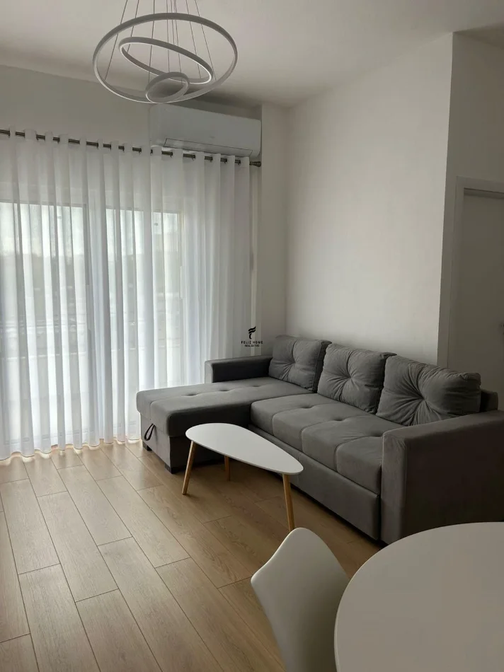 Tirane, affitto appartamento 1+1 Piano 3, 60 m² 450 € (ALI DEMI)