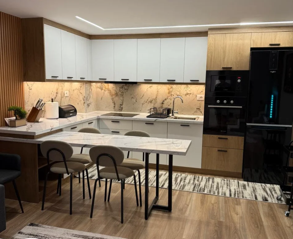 Tirana, For Rent 1+1 Apartment, 1st Floor, 70 m², €650 (Bedri Karapici Street)