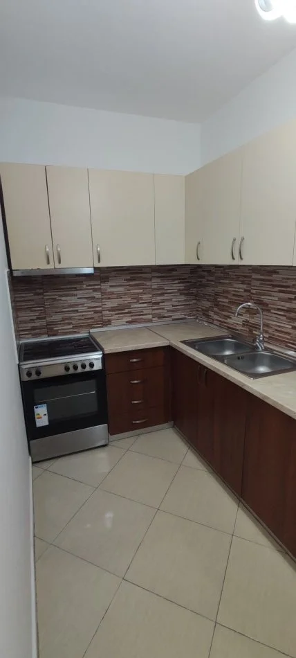 Tirane, Apartment for Rent 2+1+Balcony, 3rd Floor, 94 m², €600 (DON BOSKO)