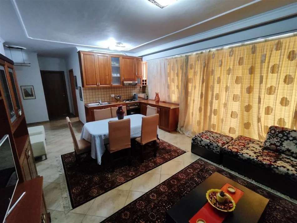 Tirana, Apartment for Rent 2+1, 3rd Floor, 90 m², €750 (Deliorgji Complex)
