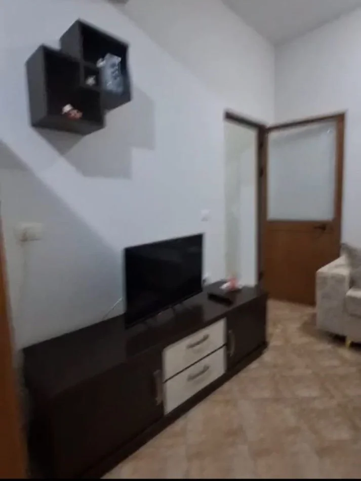 Tirane, affitto appartamento 1+1 Piano 1, 65 m² 400 € (Misto Mame)