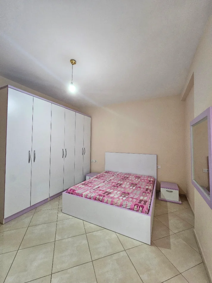 Tirana, 2+1 Apartment for Rent, 5th Floor, 92 m², €520 (Joklin Persi Street)
