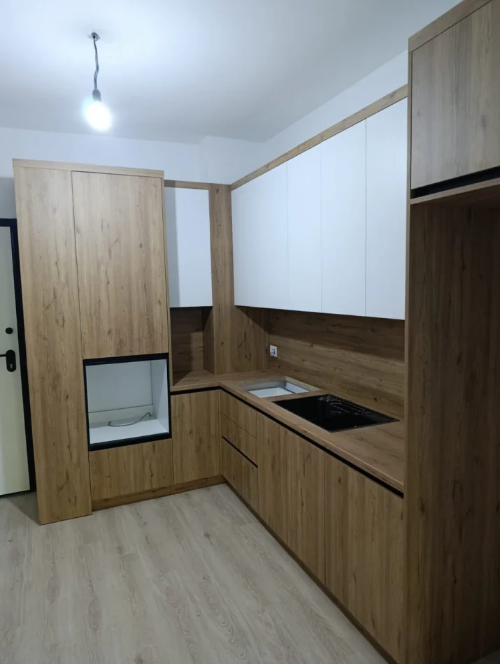 Tirane, affitto di appartamento 1+1 Piano 1, 63 m² 400 € (5 Maggio)