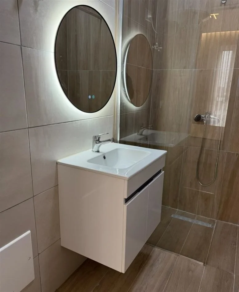 Tirane, affitto appartamento 2+1 Piano 8, 103 m² 900 € (DON BOSKO)