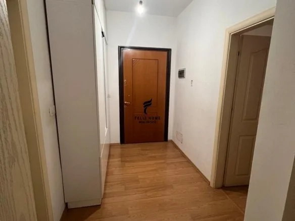 Tirana, affitto appartamento 1+1 al quinto piano, 70 m², 400 € (ASTIR)