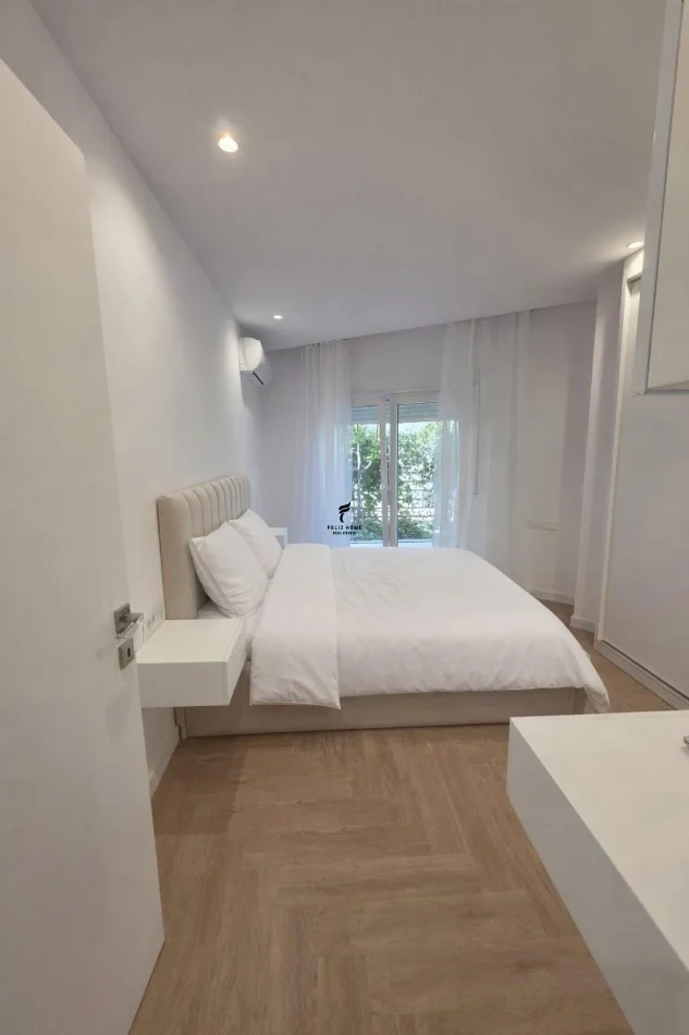 Tirana, affitto mensile appartamento 1+1 Piano 1, 75 m² 800 € (CODICE DELL'ANNUNCIO)