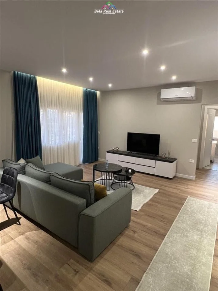 Tirane, for rent 1+1 apartment with balcony, 3rd floor, 76 m², €600 (farke)