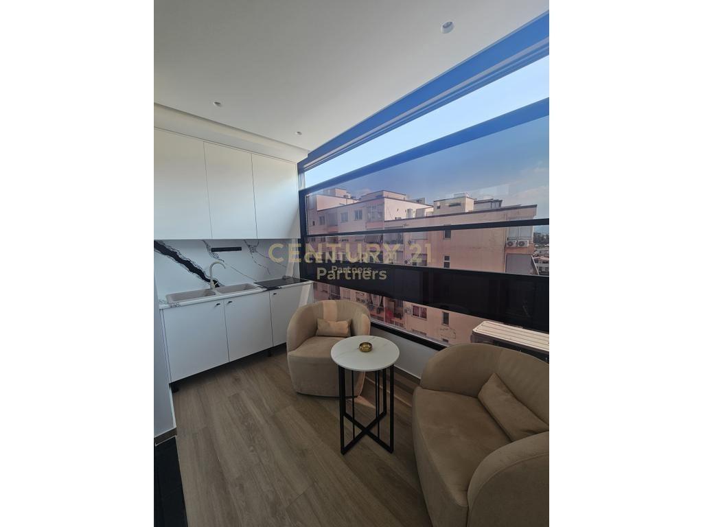 🏡 PËR SHITJE – SUPER APARTAMENT 2+1+2 NË ASTIR!
