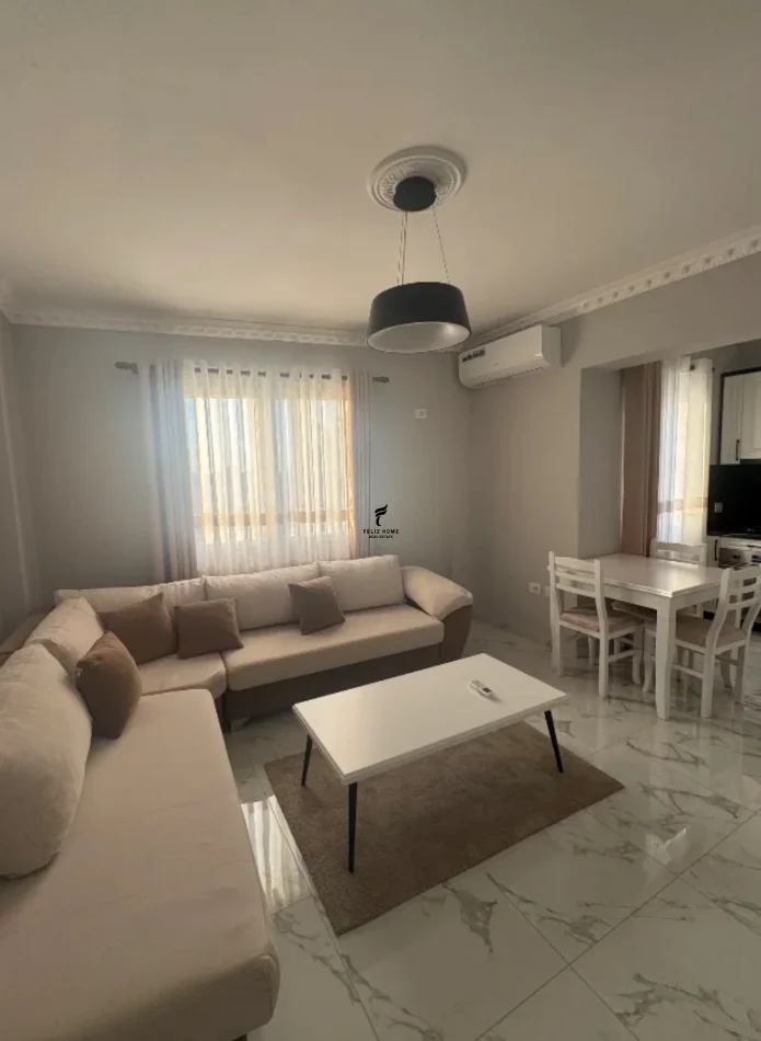 Tirane, affitto appartamento 2+1 Piano 3, 110 m² 600 € (ALI DEMI)