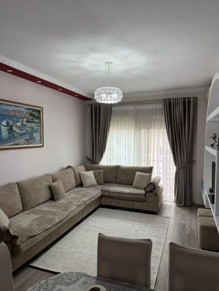 Tirana, For Rent Apartment 1+1 with Balcony, 5th Floor, 74 m², €550 (DON BOSKO)