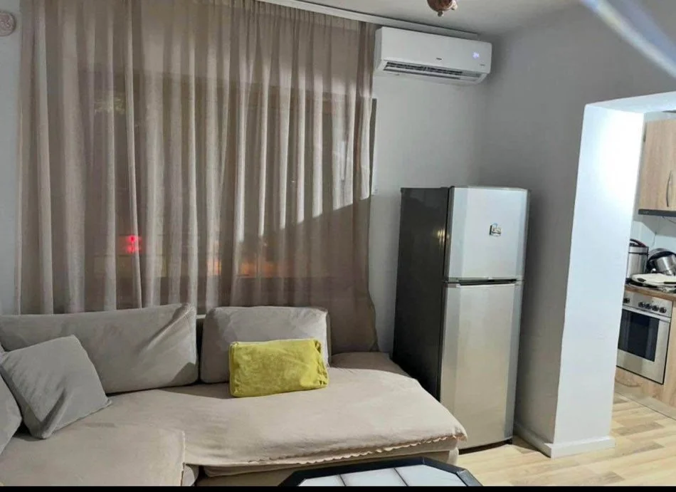 Tirana, Apartment for Rent 1+1+Balcony, 2nd Floor, 70 m², €500 (TRAIN STATION)