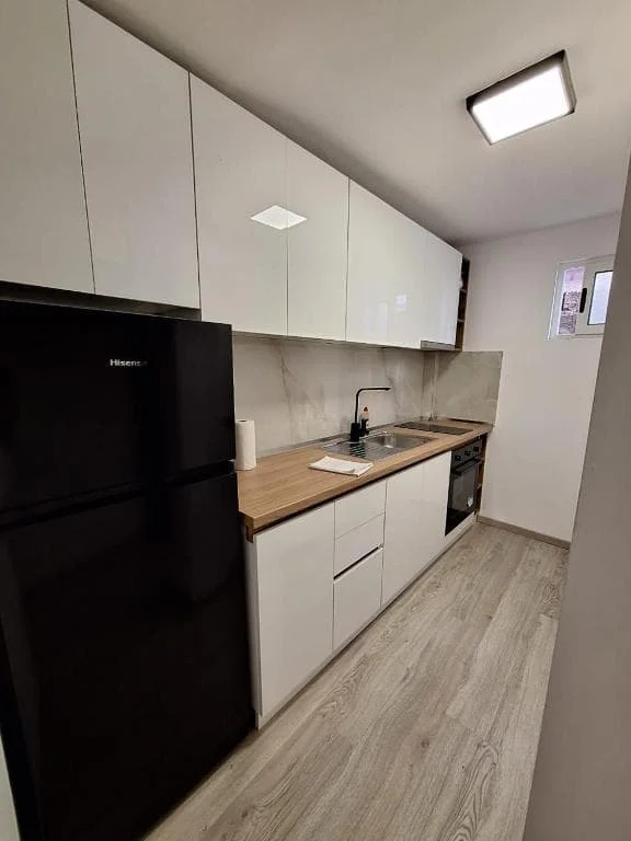 Tirane, affitto mensile Villa 1+1 Piano 1, 75 m² 600 € (Via Ali Demi)