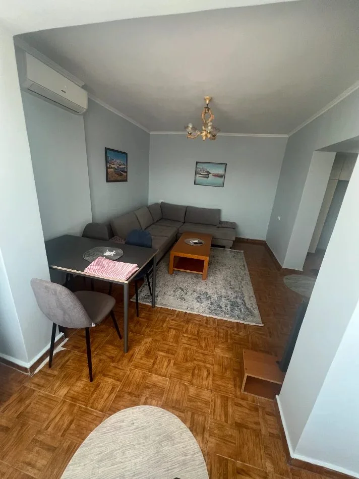 Tirane, apartment for rent 1+1, 5th Floor, 58 m², €400 (Near QSUT)
