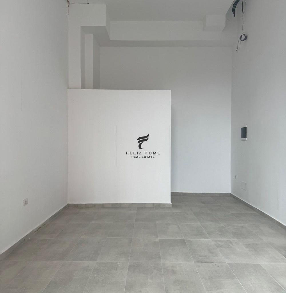 Commercial Space for Rent 28 m2 in ASL Complex OXHAKU 300 EURO